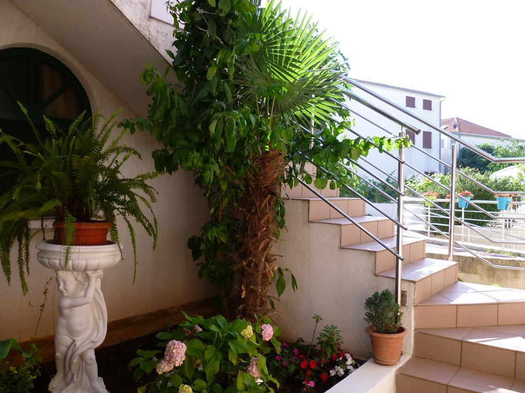 Apartments Sanda Tribunj Tribunj  Ngoại thất bức ảnh