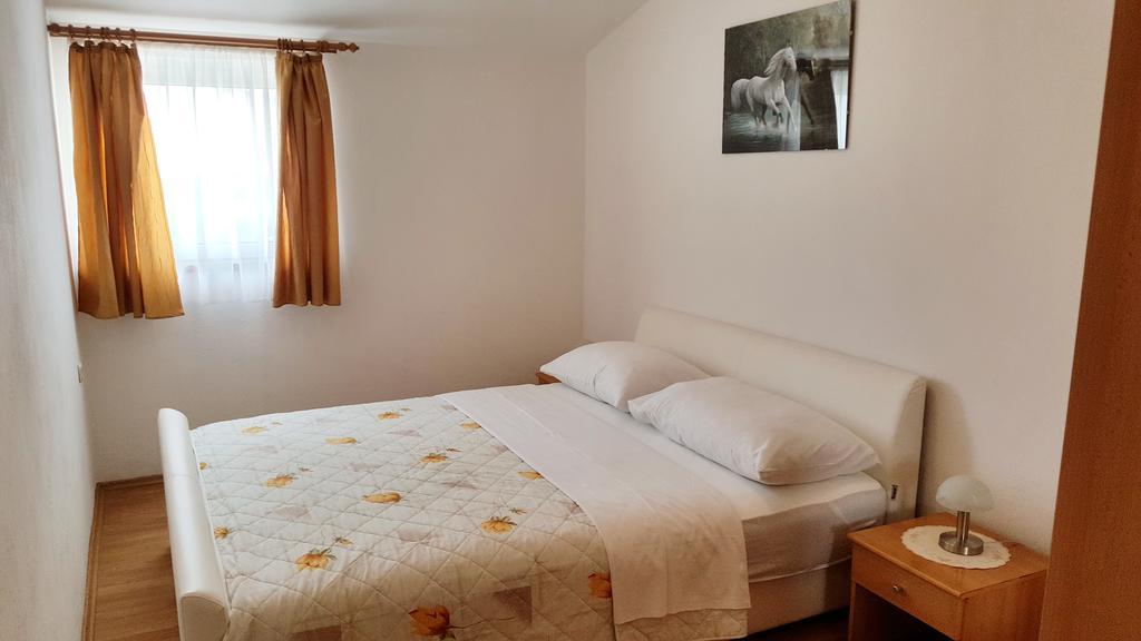 Apartments Sanda Tribunj Tribunj  Ngoại thất bức ảnh