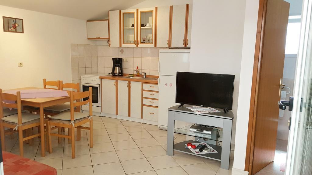 Apartments Sanda Tribunj Tribunj  Ngoại thất bức ảnh