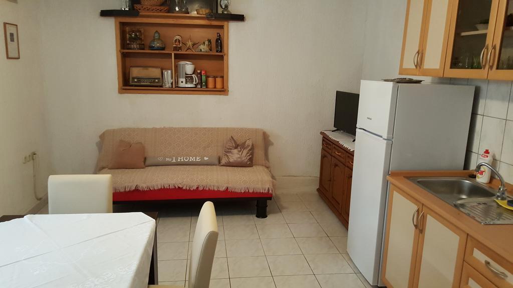 Apartments Sanda Tribunj Tribunj  Ngoại thất bức ảnh